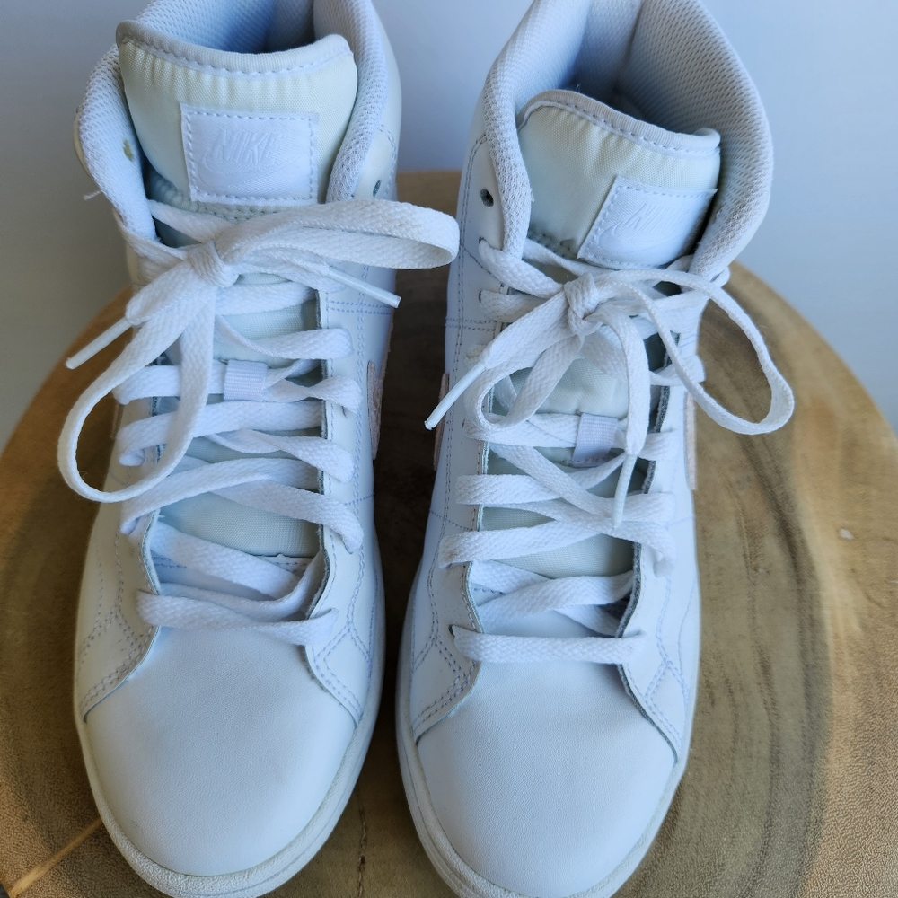 Nike Women's Court Royale 2 Mid High-Top Sneakers Snakeskin Swoosh Size  7.5 - Picture 9 of 17